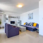 Apartment Amelie *