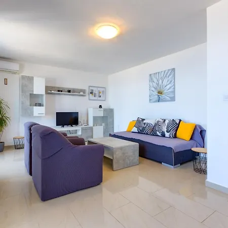 Apartment Amelie *