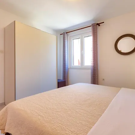 公寓 Amelie 木洛希尼